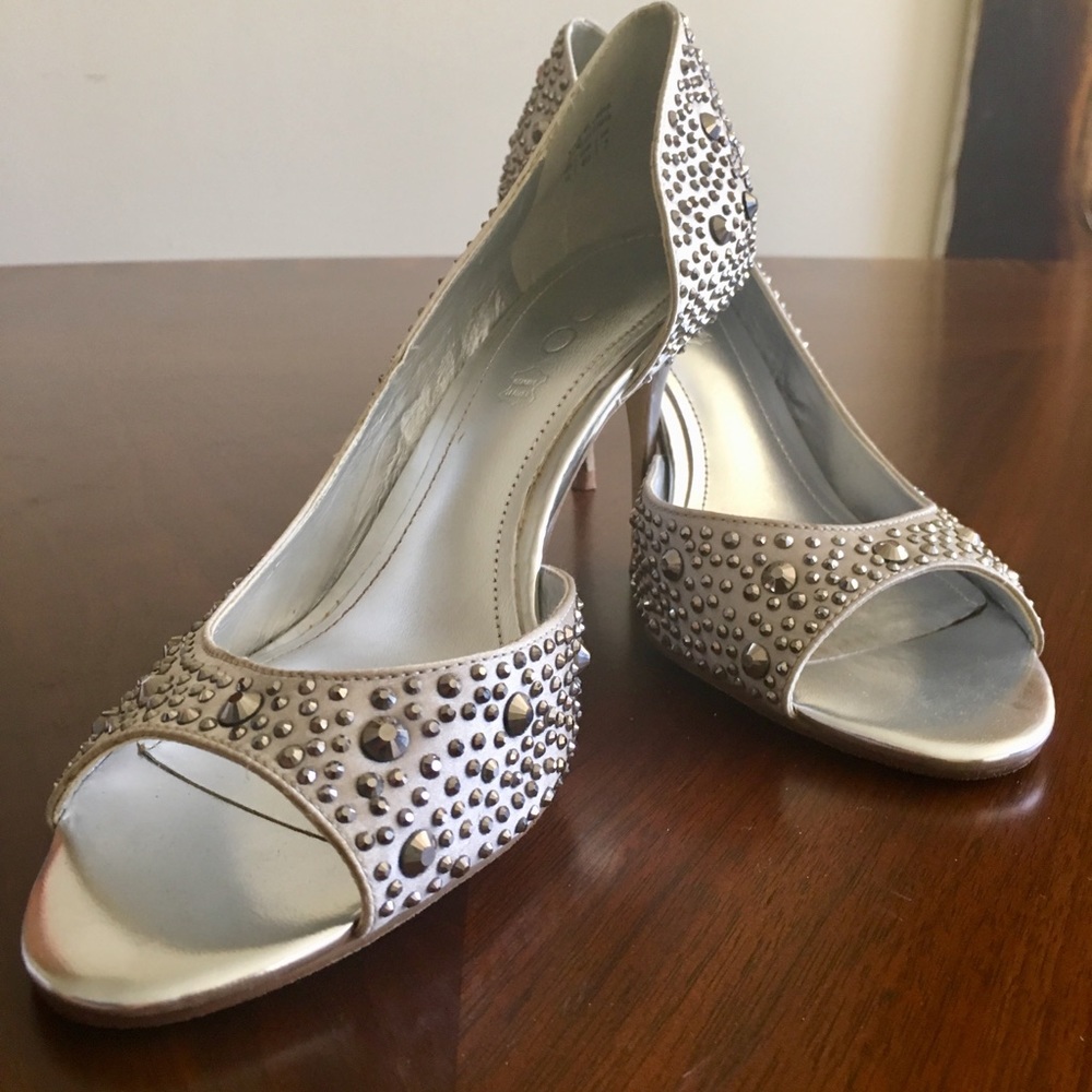 NEW!  Size 9 - Aldo heels